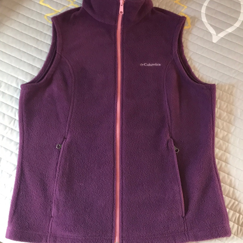 Columbia fleece vest